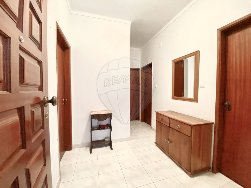 listing 121961237-78 picture-0
