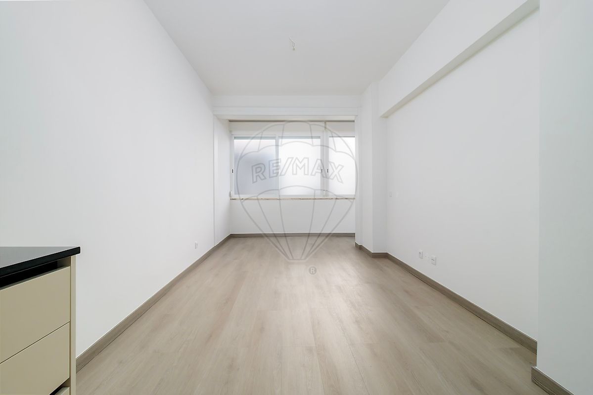 listing 121962091-12 picture-0