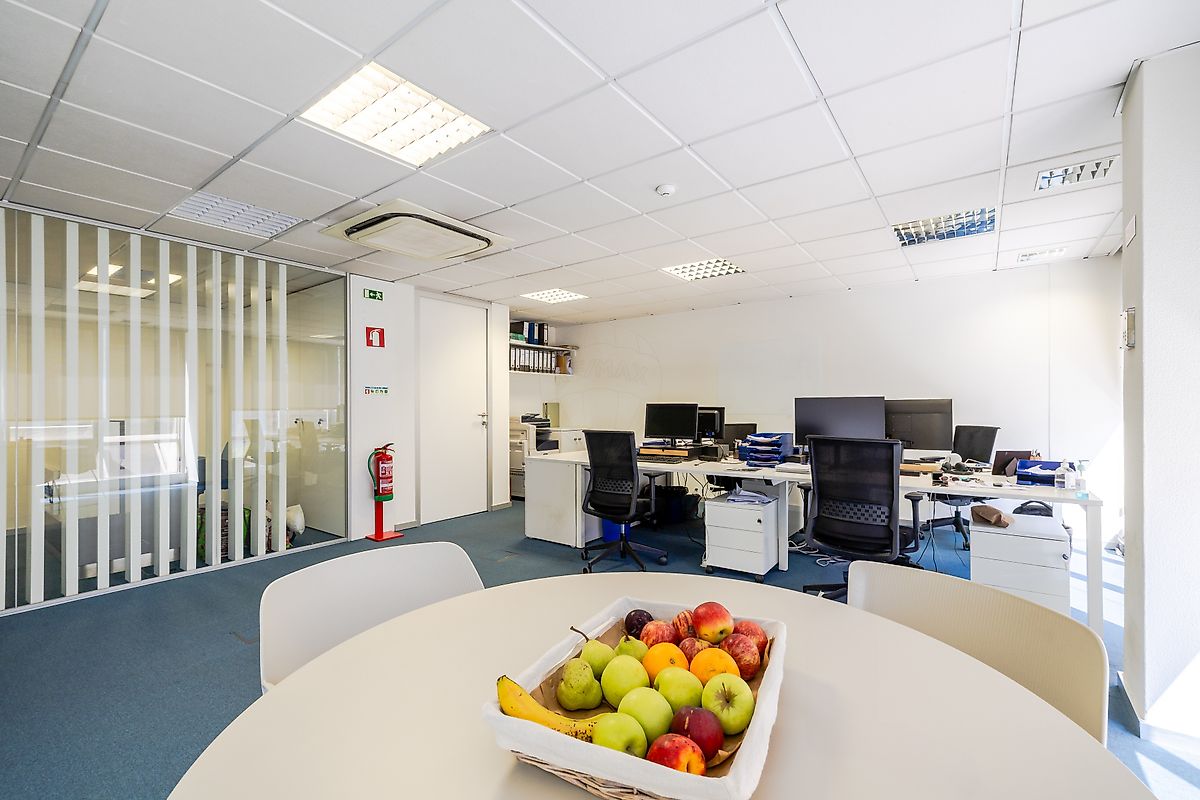 listing 121961414-160 picture-0