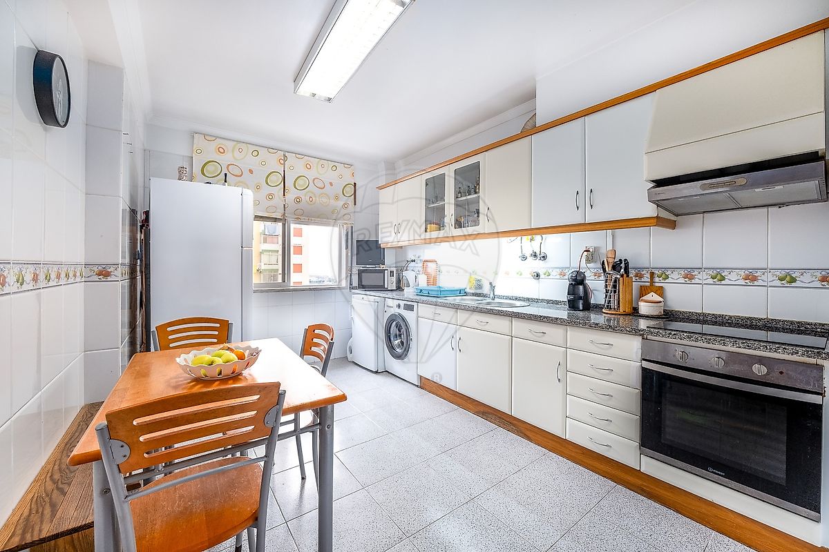 Apartamento T2 à venda em Sintra