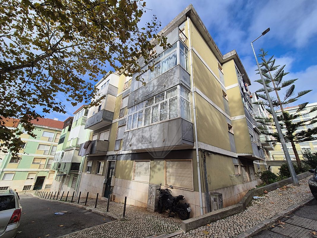 Apartamento T2 à venda em Sintra