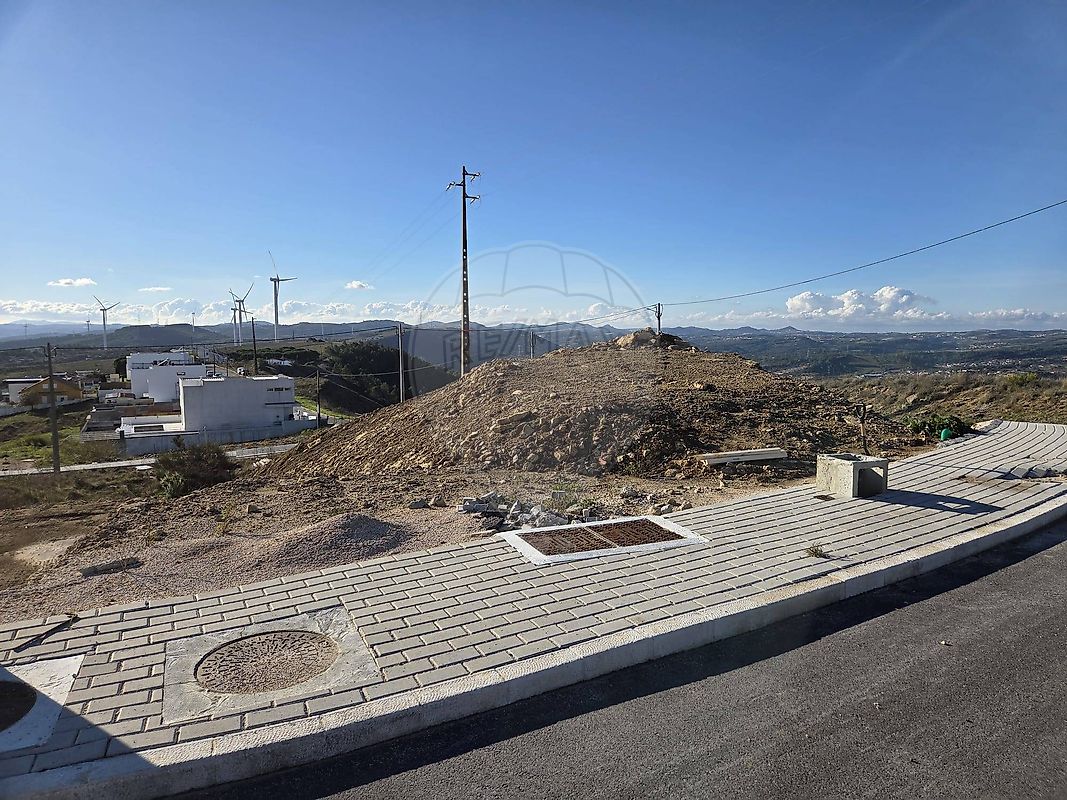 Terreno à venda em Vila Franca de Xira