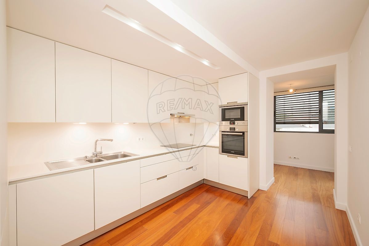 Apartamento T3 para arrendar em Lisboa