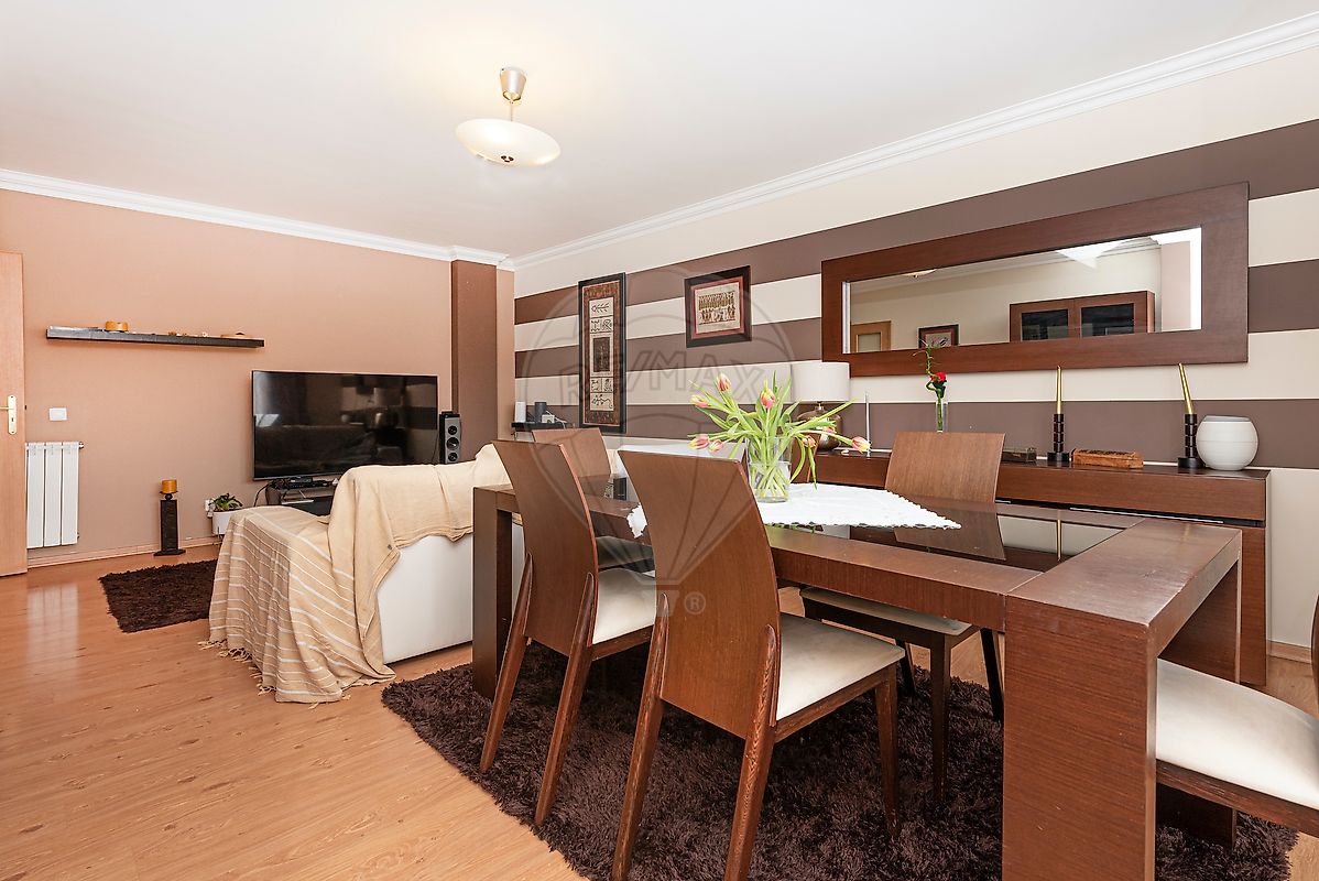 Apartamento T3 à venda em Sintra