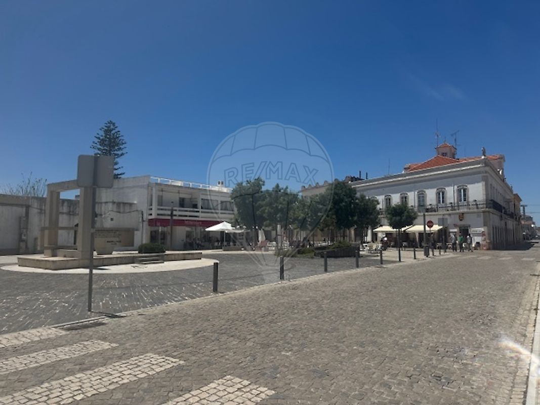 Prédio à venda em São Brás de Alportel
