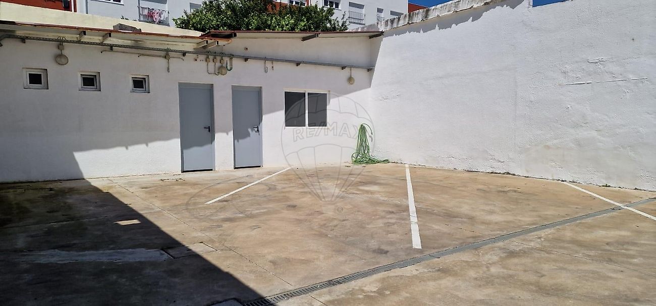 Armazém - Queluz e Belas, Sintra, Lisboa