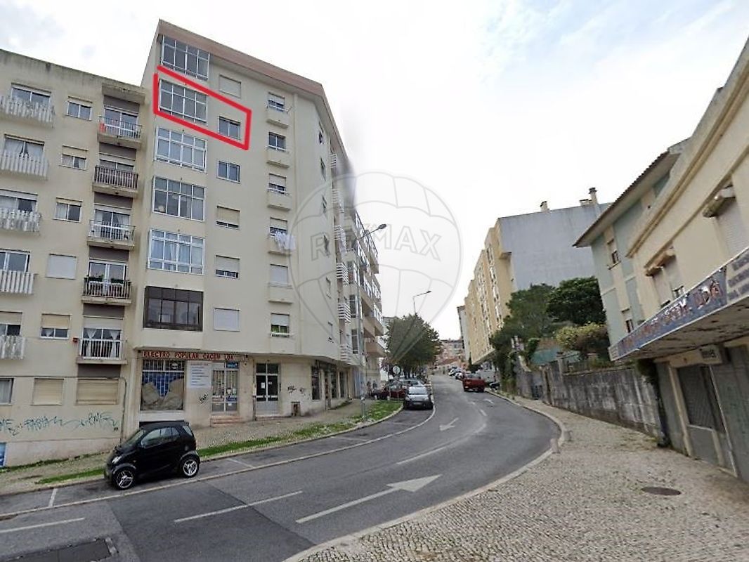 Apartamento T2 à venda em Sintra