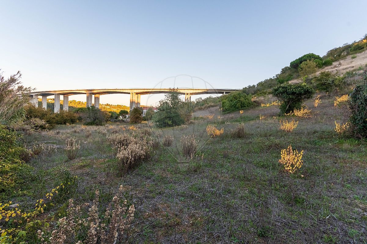 Terreno à venda em Vila Franca de Xira