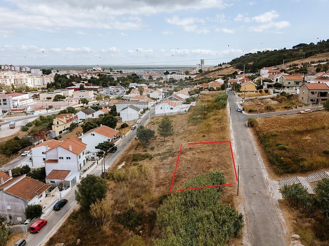 listing 121981350-15 picture-0