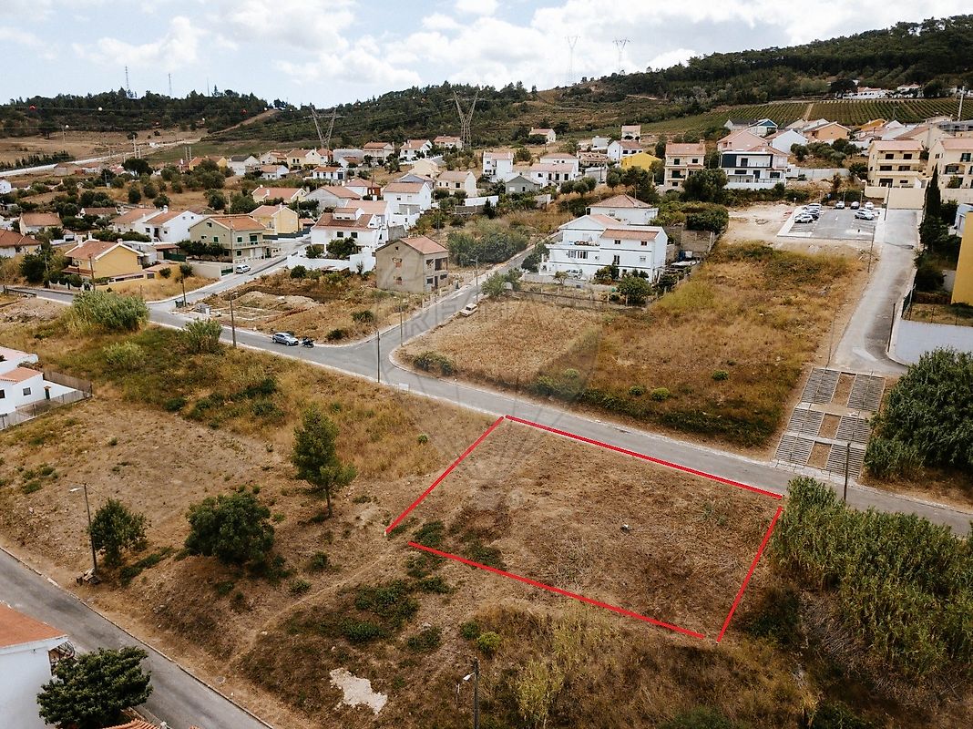 listing 121981350-15 picture-0