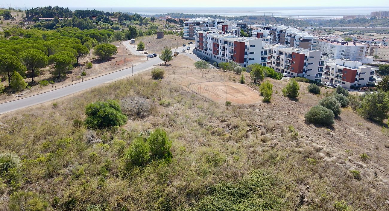 Terreno  à venda em Vila Franca de Xira