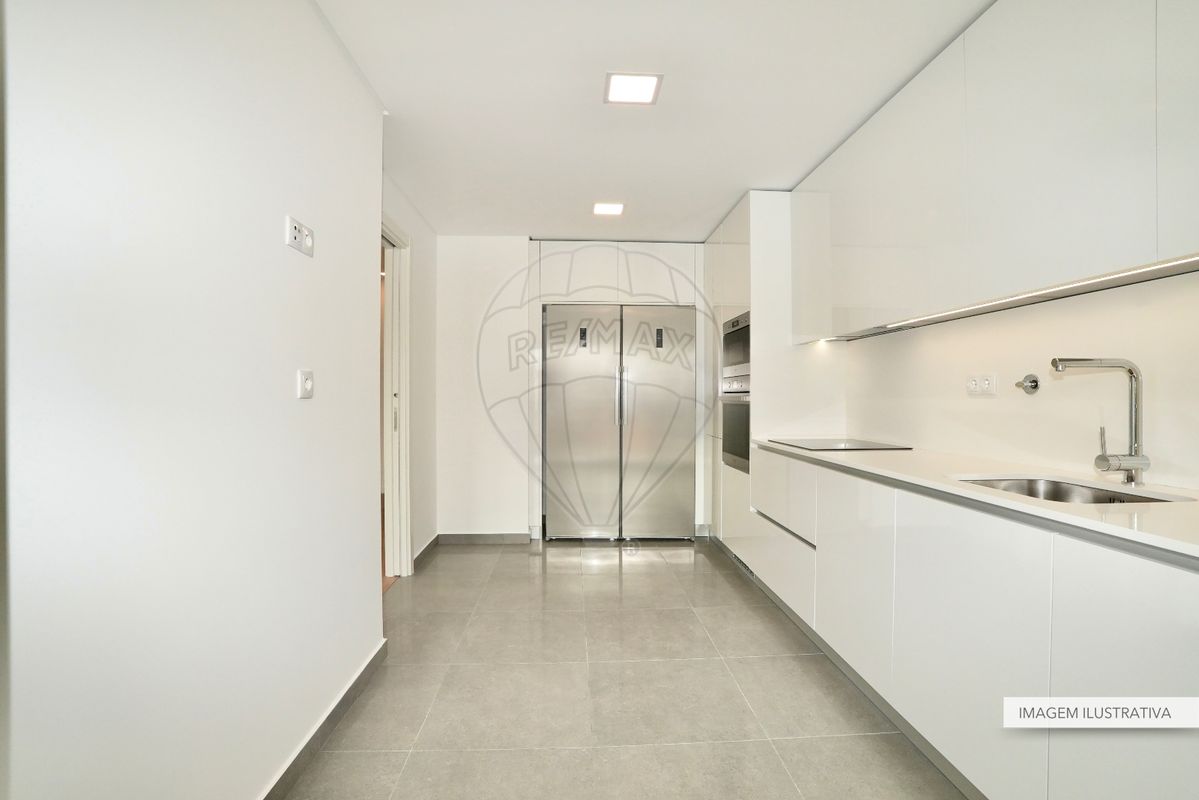 listing 121981142-1010 picture-0