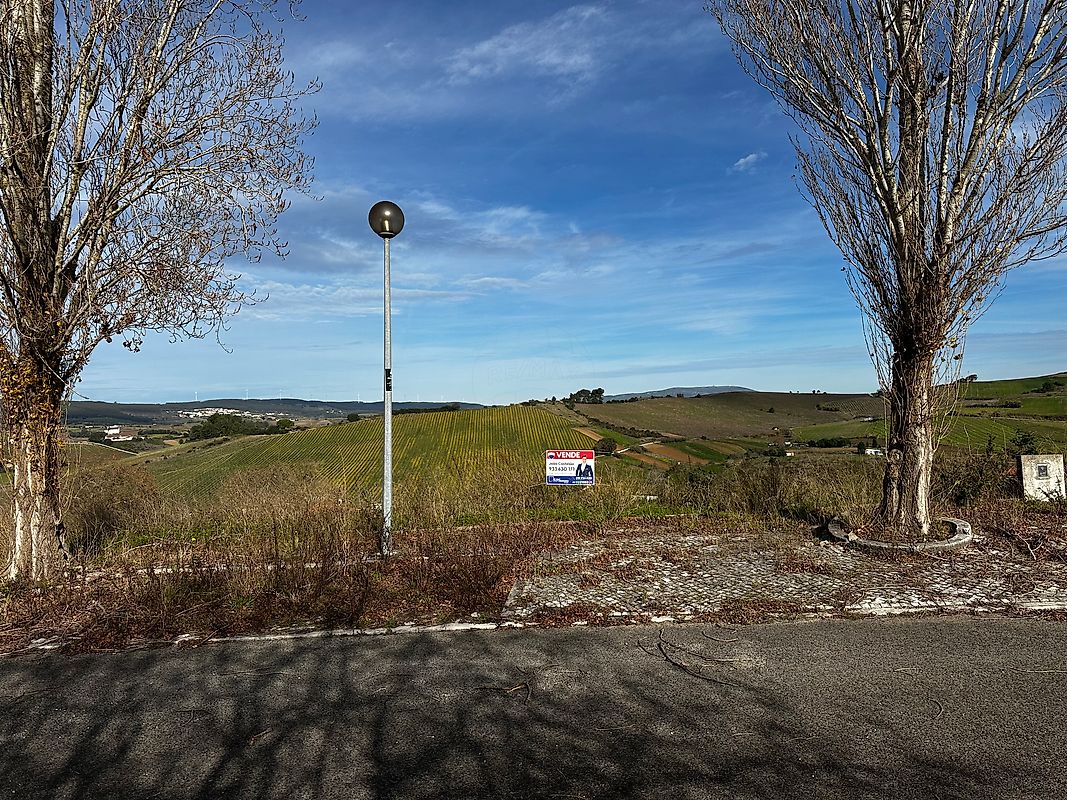 Terreno  à venda em Torres Vedras