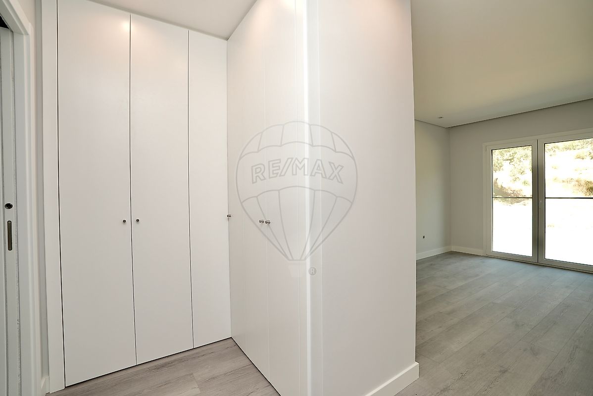 listing 121981142-1081 picture-0