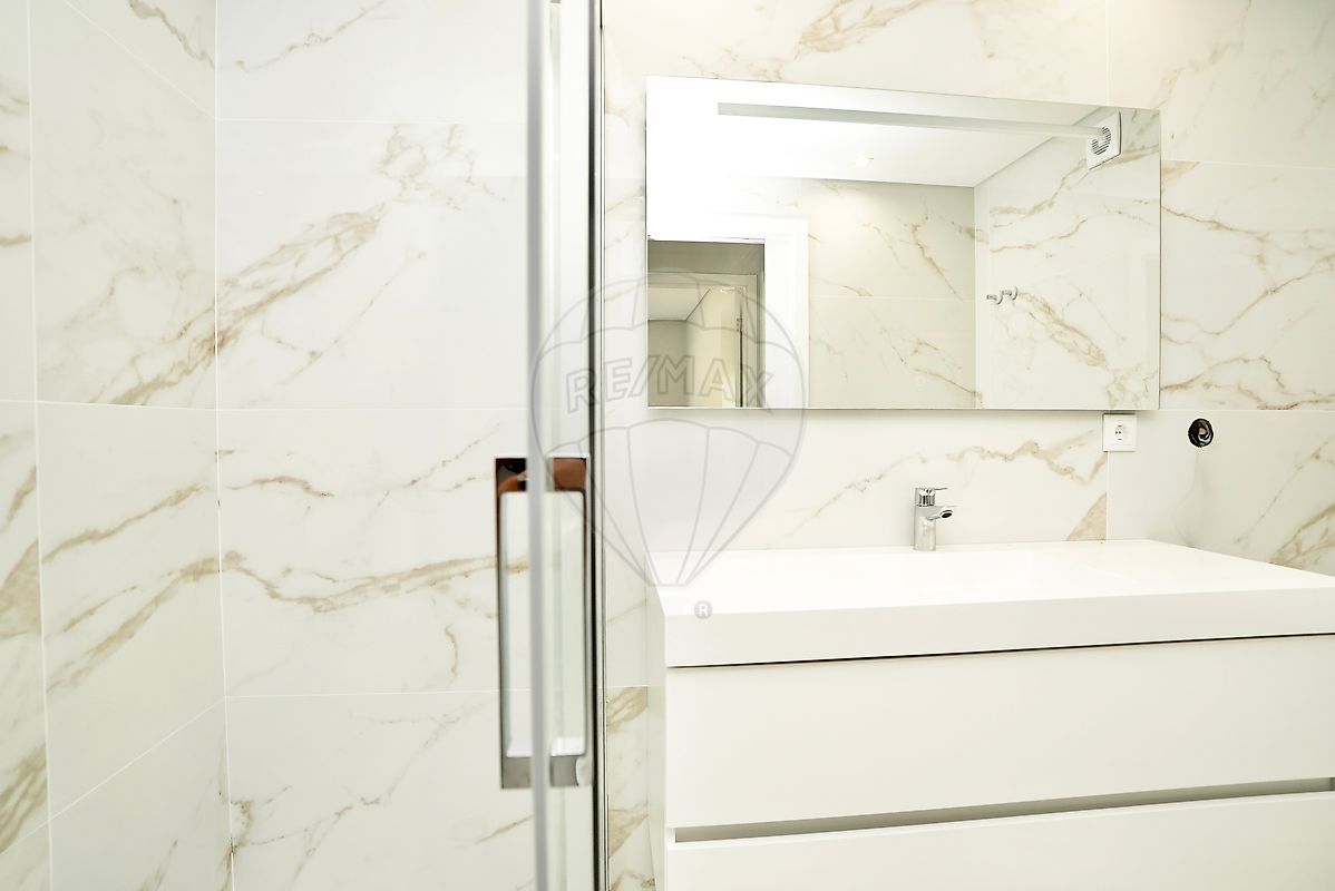 listing 121981142-1081 picture-0