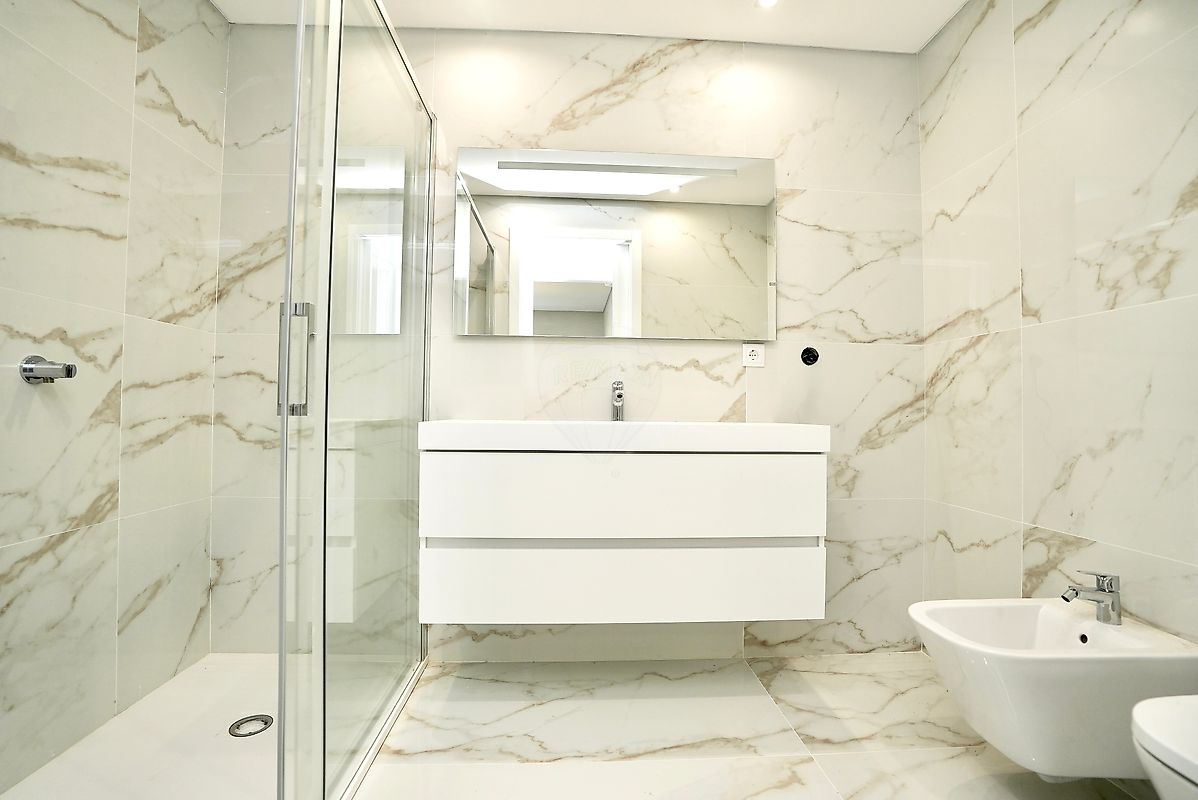 listing 121981142-1080 picture-0