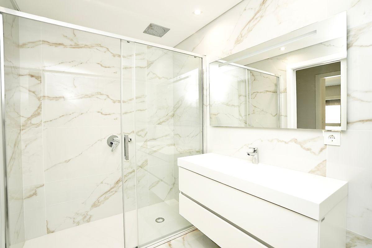 listing 121981142-1080 picture-0