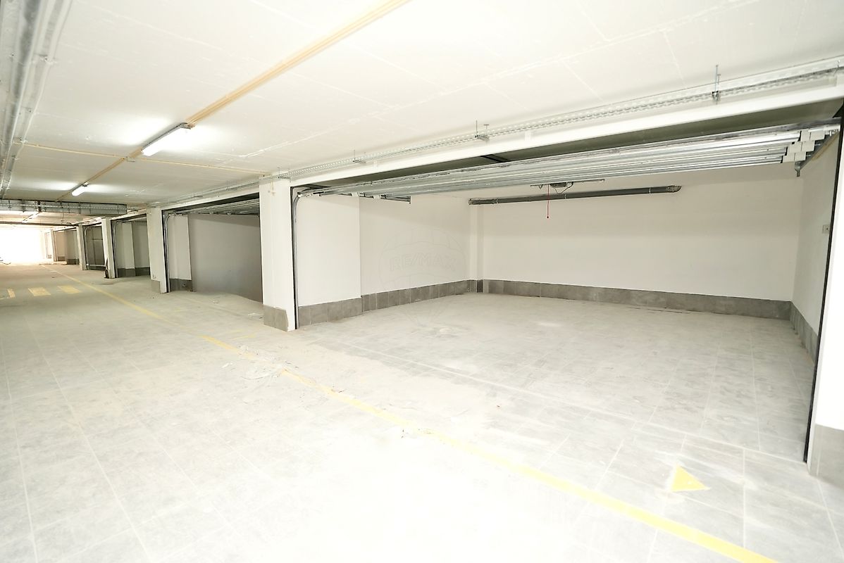 listing 121981142-1080 picture-0