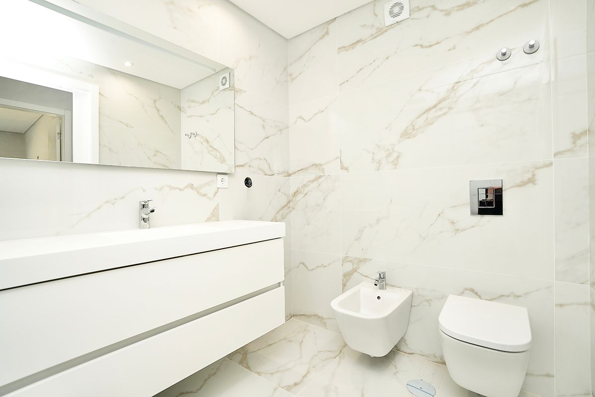 listing 121981142-1080 picture-0