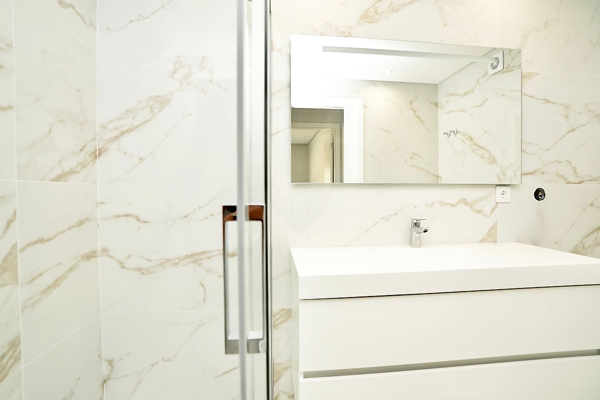 listing 121981142-1080 picture-0