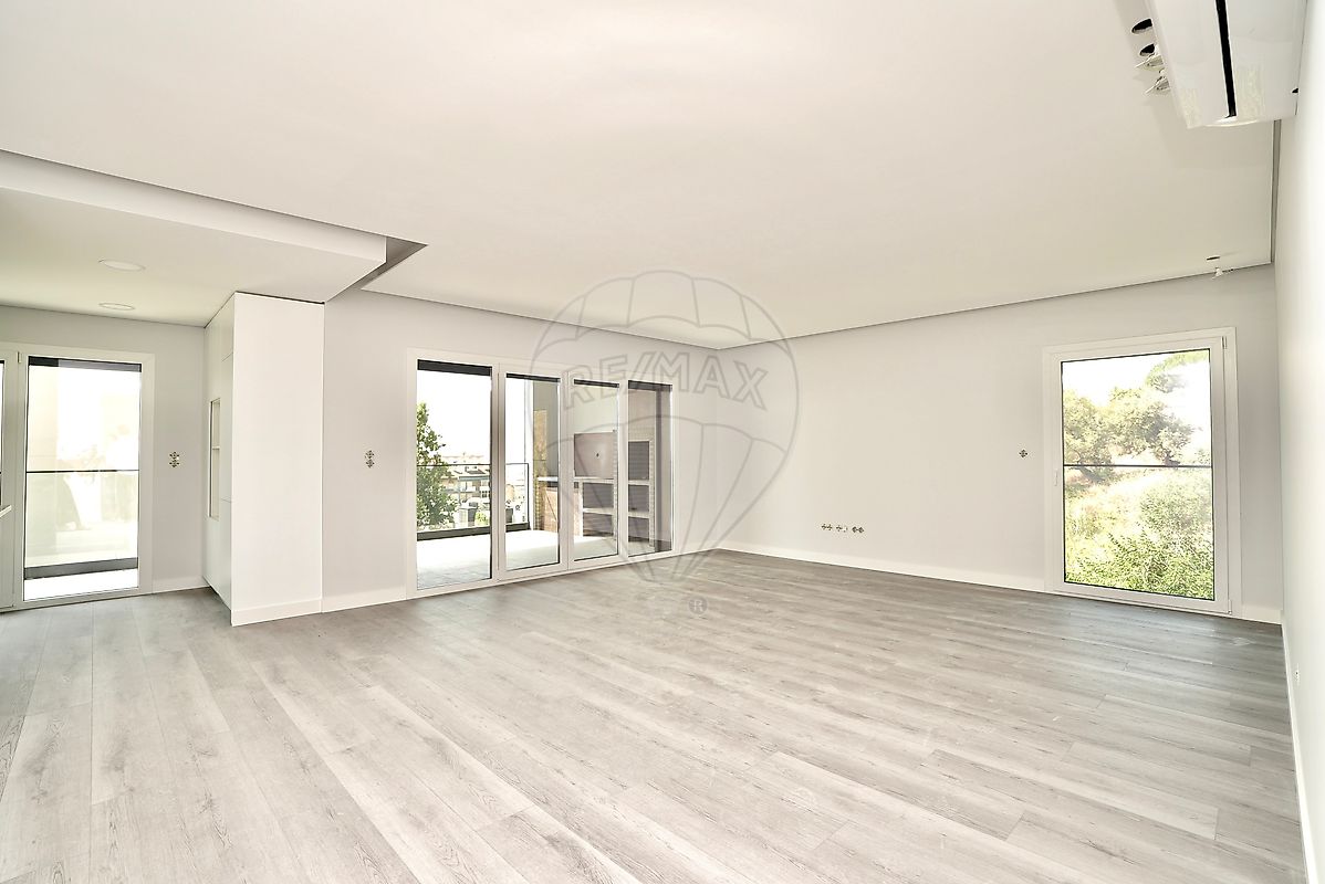 Apartamento T3 de luxo à venda em Vila Franca de Xira