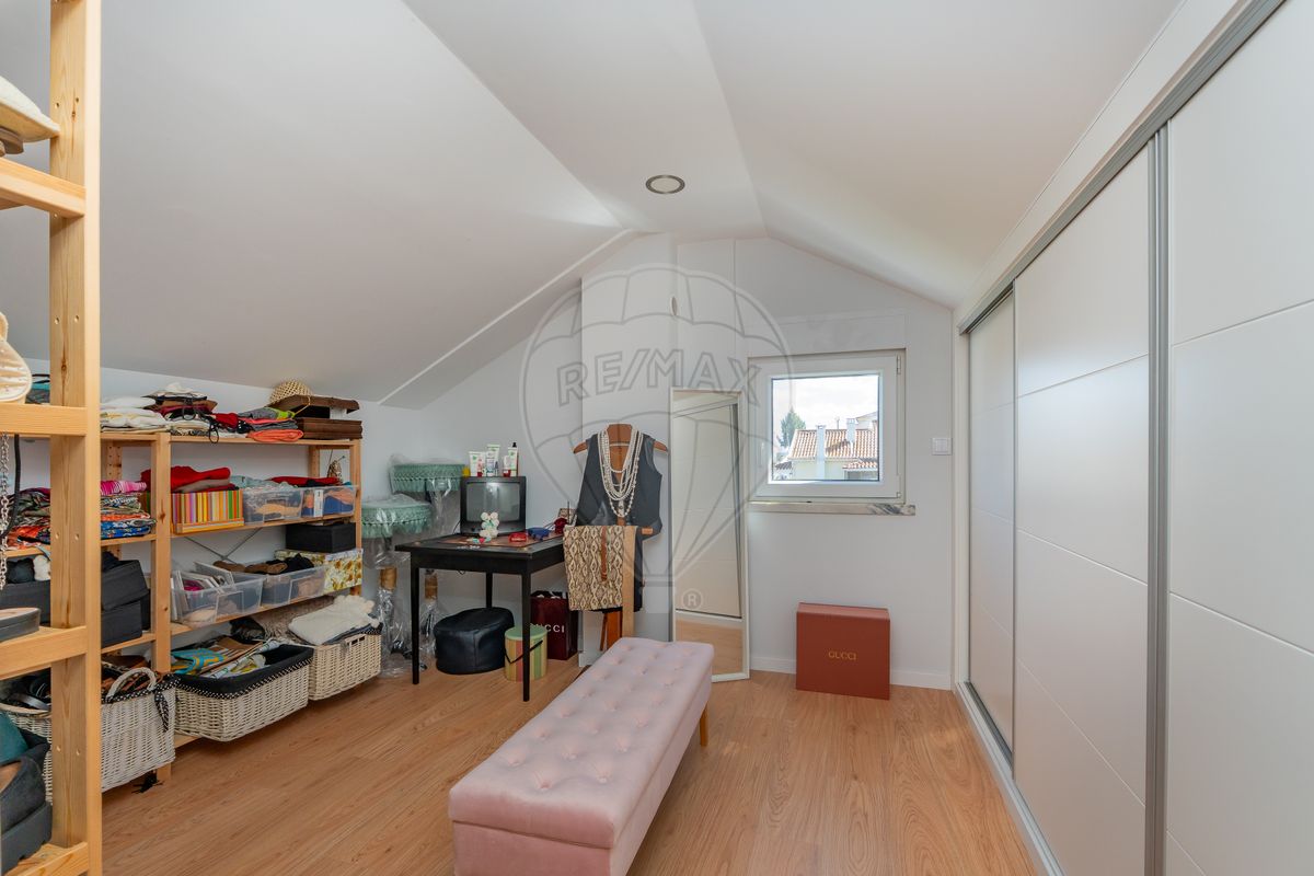 listing 121981475-69 picture-0
