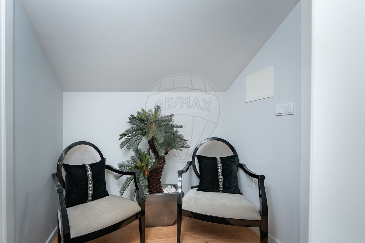 listing 121981475-69 picture-0