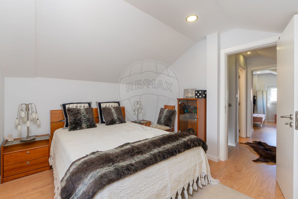 listing 121981475-69 picture-0