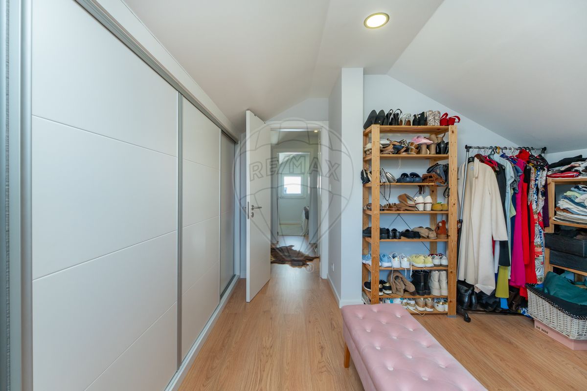 listing 121981475-69 picture-0