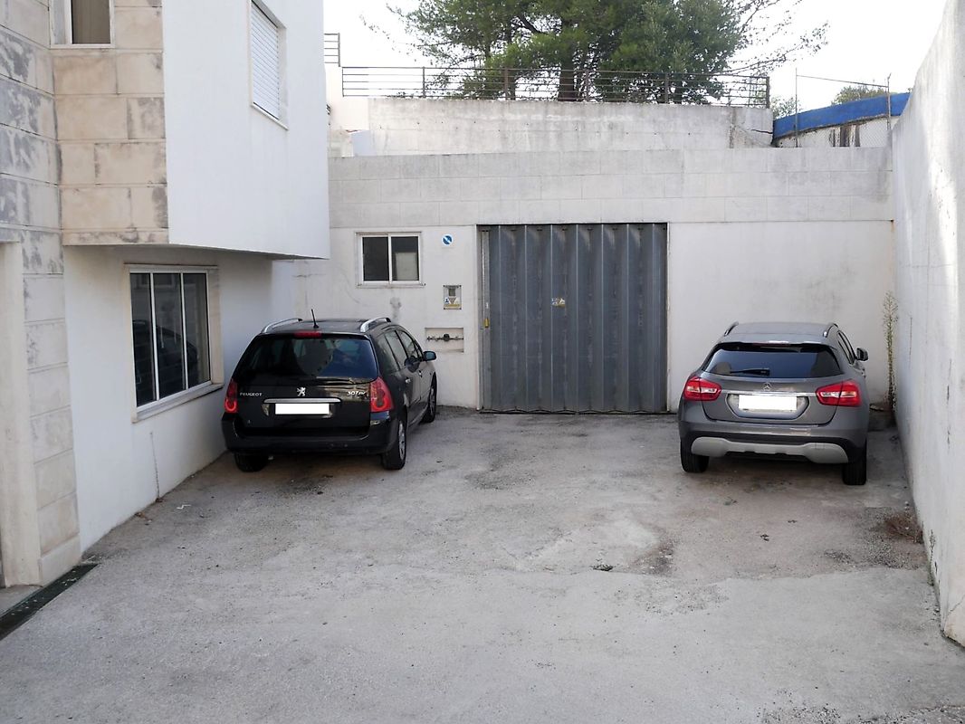 Garagem à venda em Vila Franca de Xira