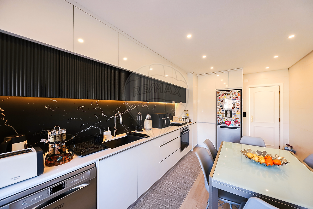 Apartamento T4 para venda