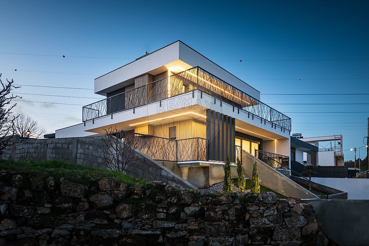 Moradia T4 à venda em Arruda dos Vinhos