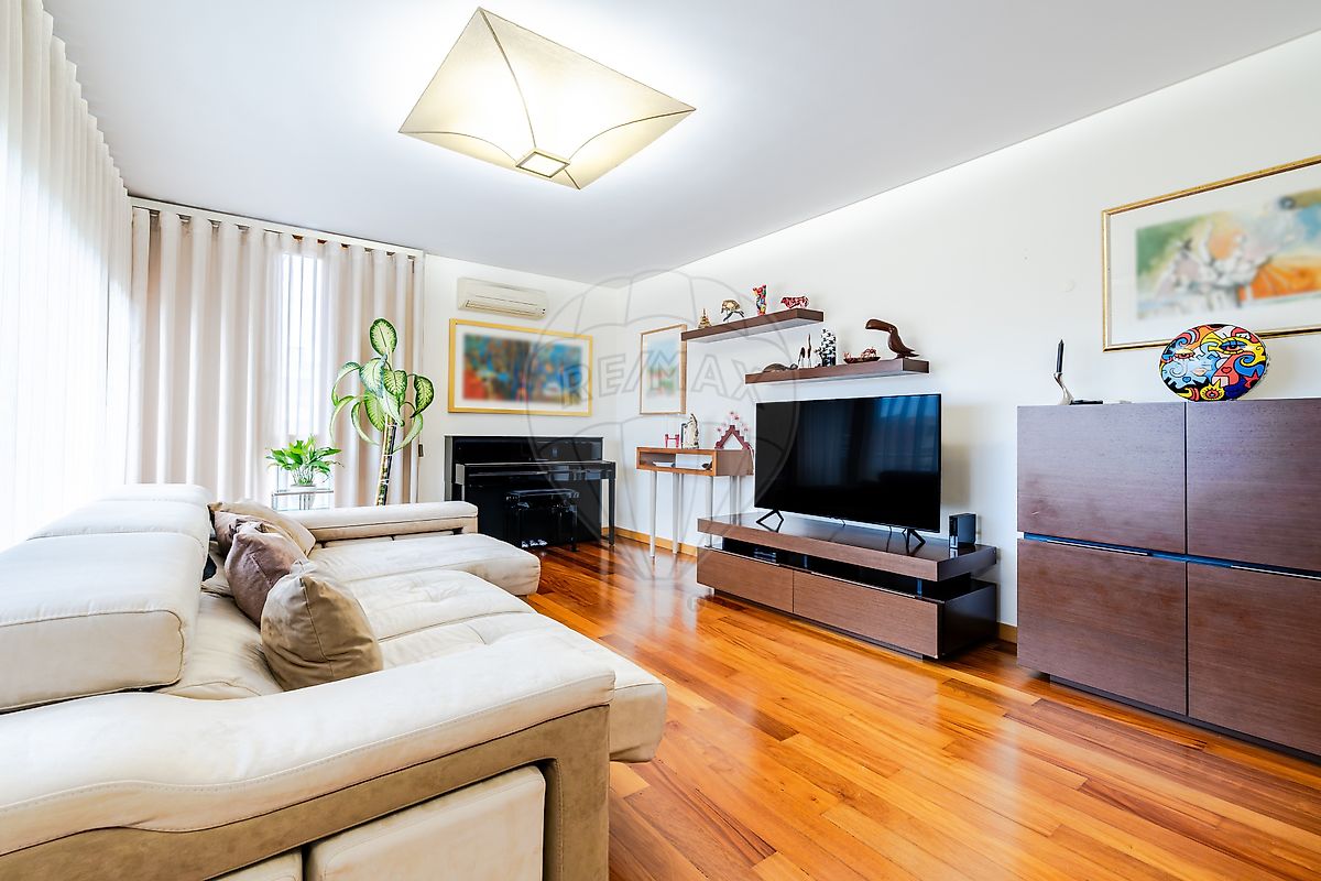 Apartamento T4 à venda em Vila Franca de Xira