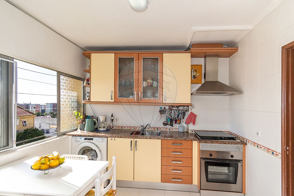 Apartamento - Alverca do Ribatejo e Sobralinho, Vila Franca de Xira, Lisboa