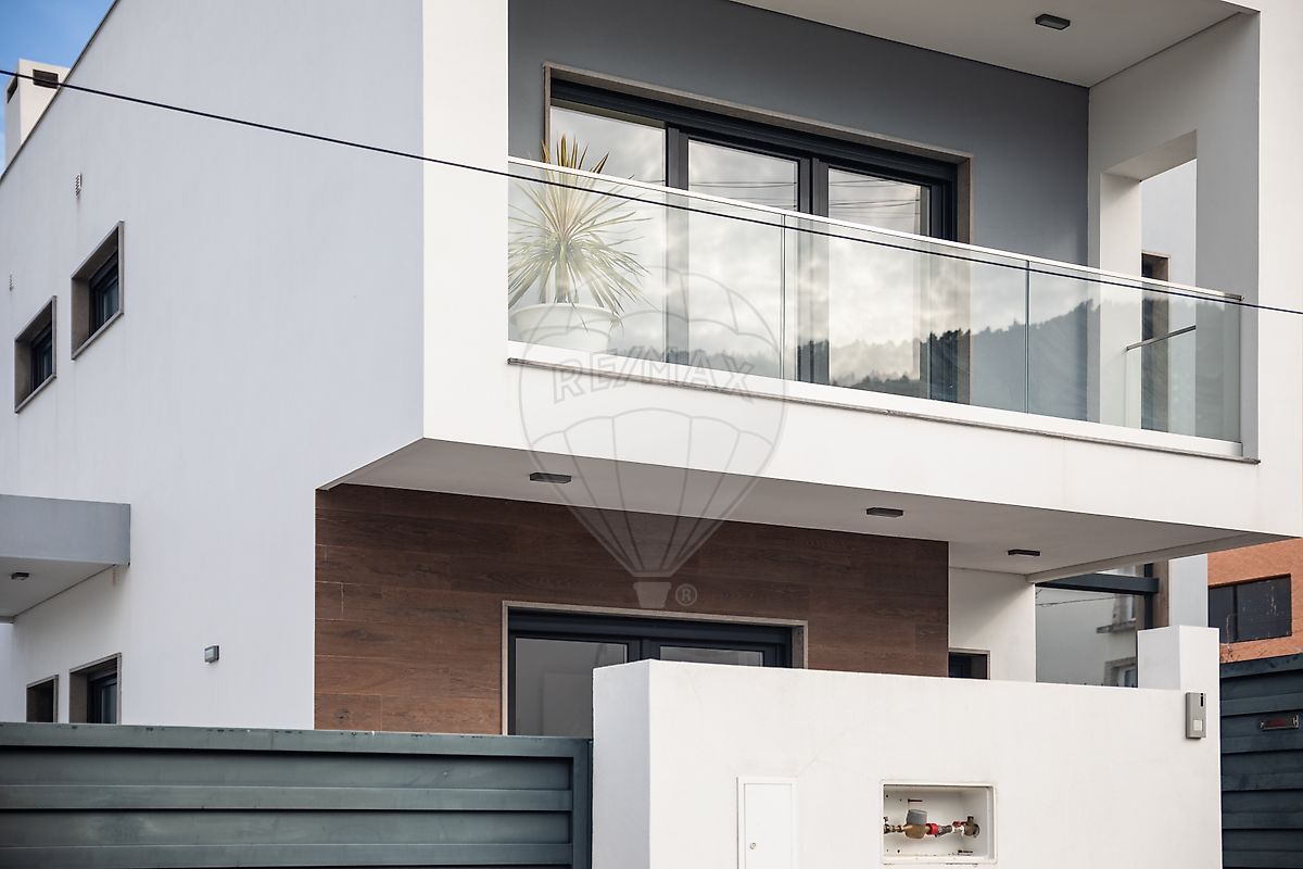 Moradia T4 à venda em Vila Franca de Xira