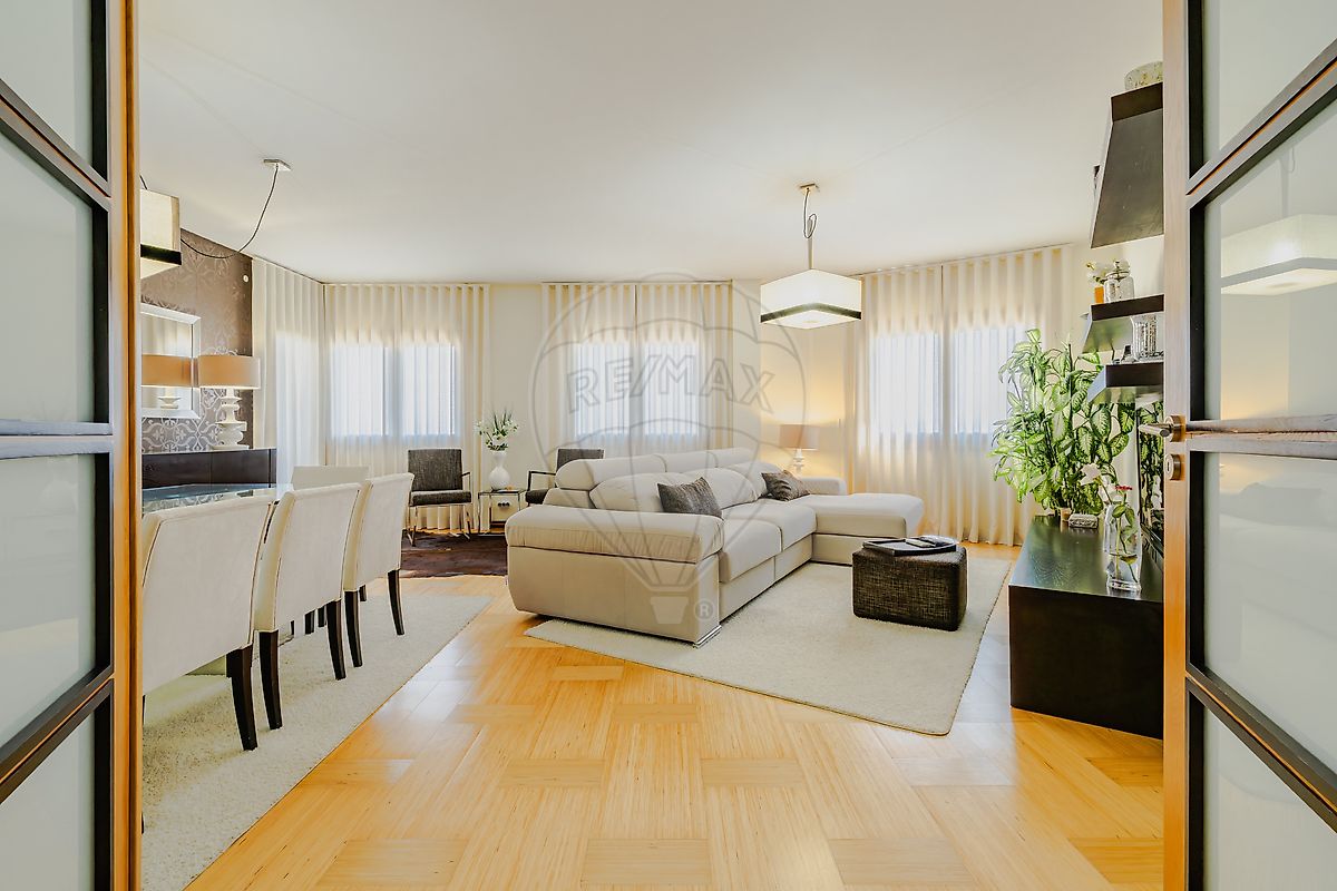 Apartamento T3 à venda em Vila Franca de Xira