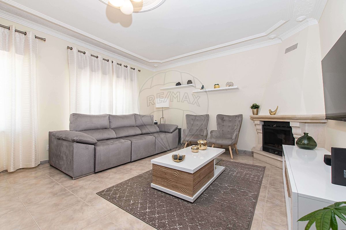 Apartamento T3 à venda em Vila Franca de Xira