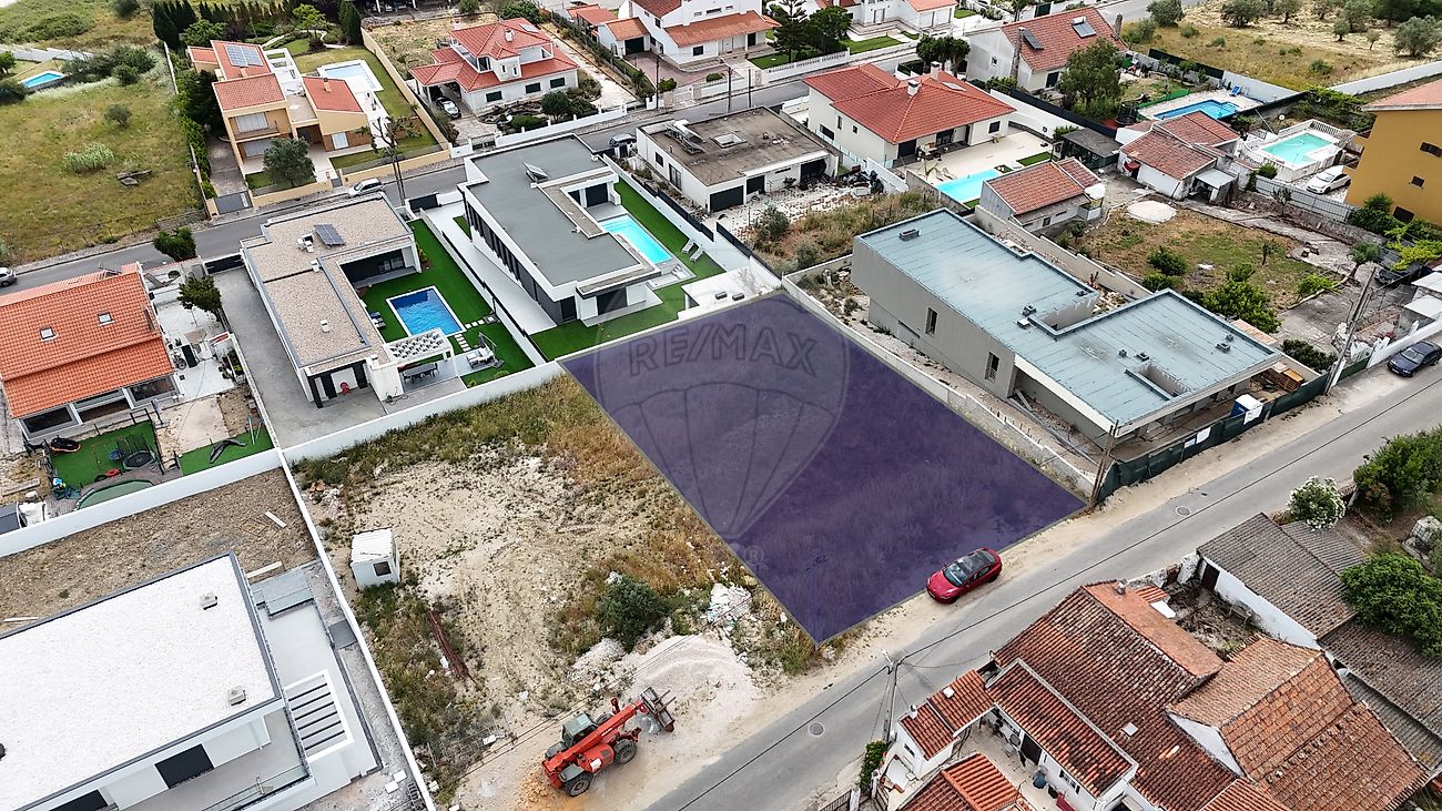 Terreno à venda em Vila Franca de Xira