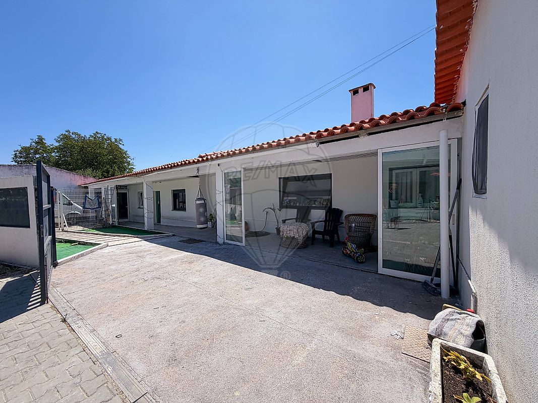 Moradia T4 à venda em Romeira e Várzea, Santarém — foto 9