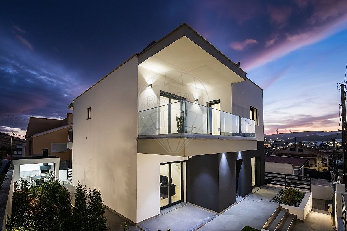 Apartamento T4 à venda em Vila Franca de Xira