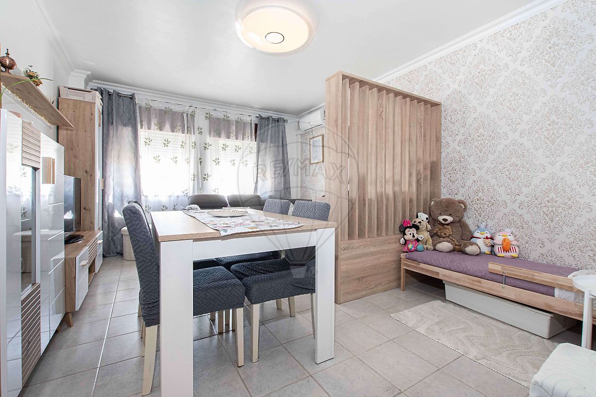 Apartamento T2 - Alverca do Ribatejo e Sobralinho, Vila Franca de Xira, Lisboa