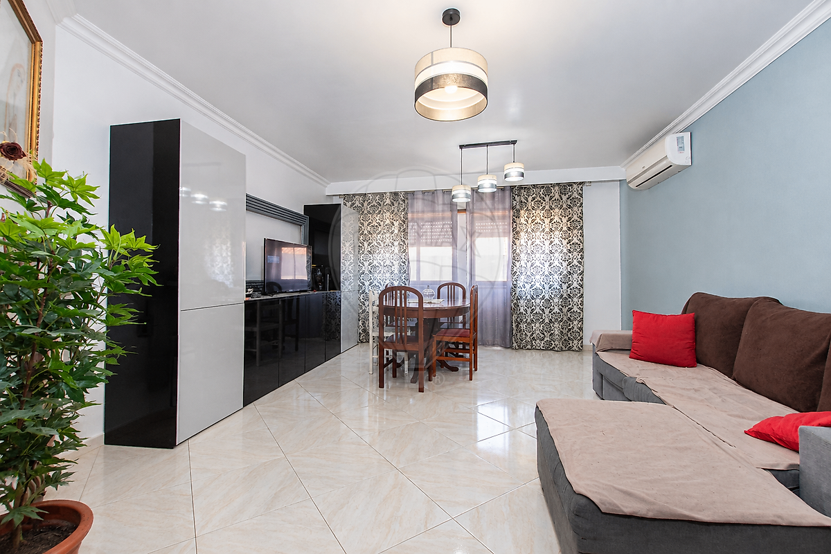 Apartamento T2 à venda em Vila Franca de Xira