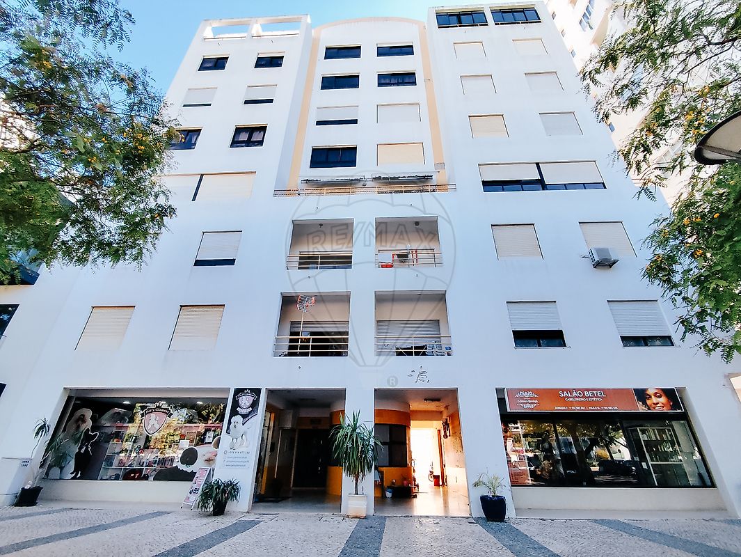 listing 122001061-21 picture-0