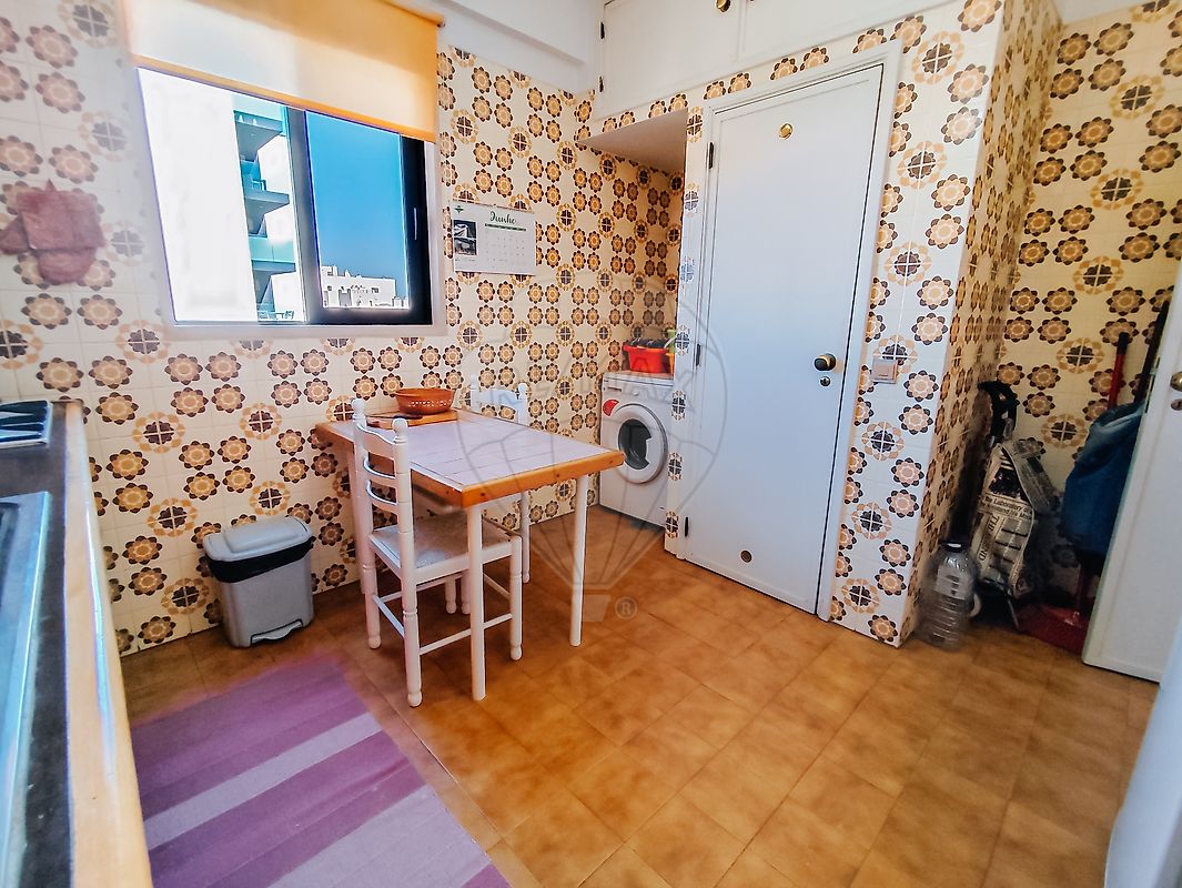 listing 122001061-21 picture-0