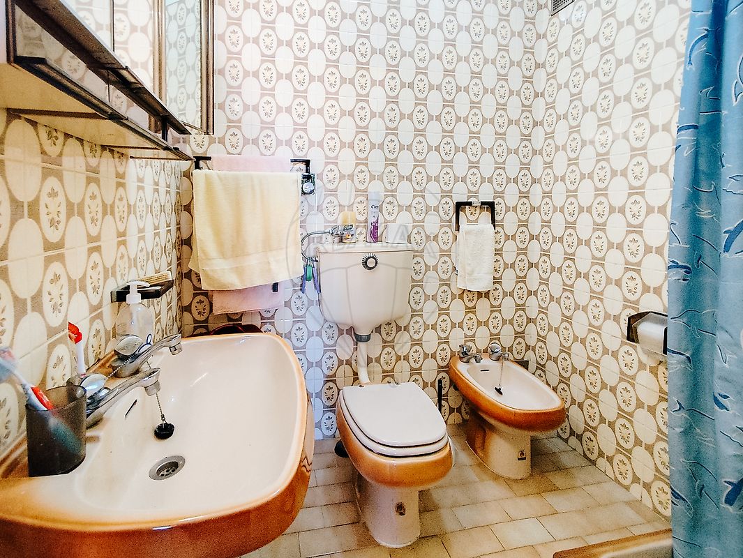 listing 122001061-21 picture-0