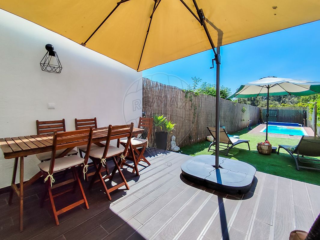 listing 122001090-35 picture-0