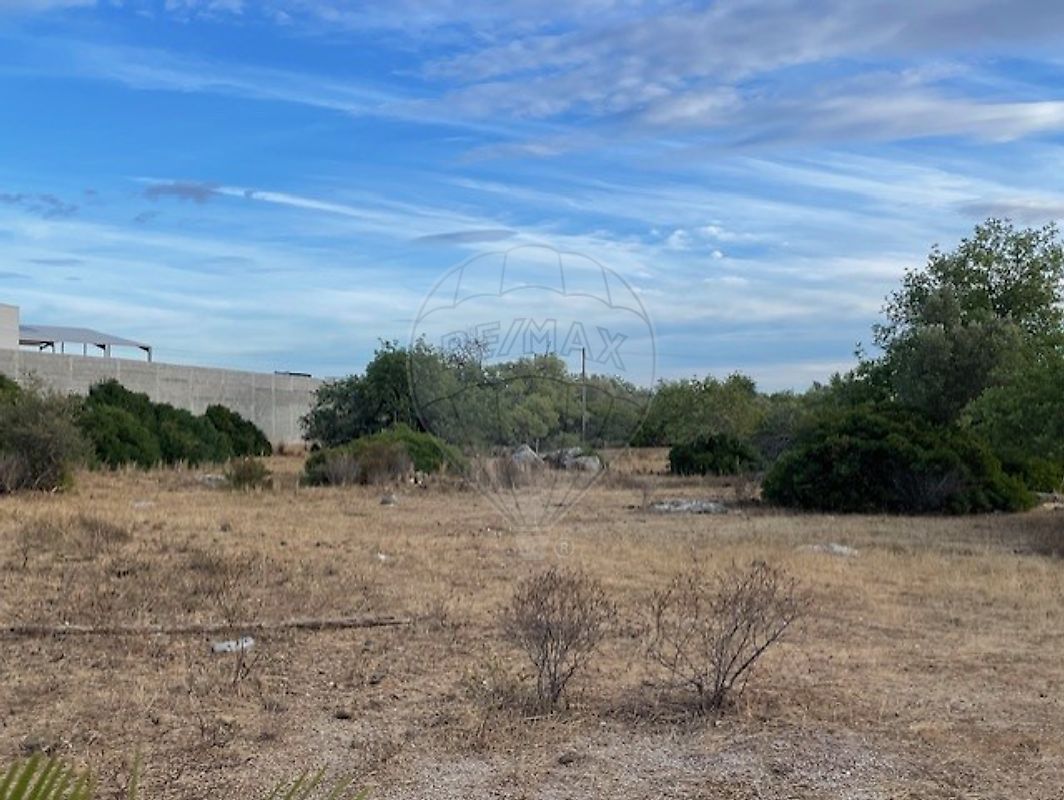 Terreno à venda em Faro