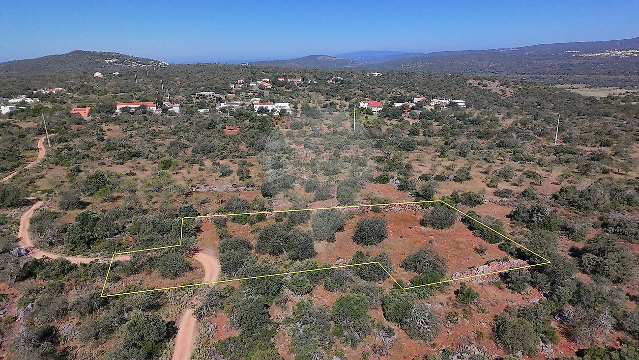 Terreno à venda em Loulé