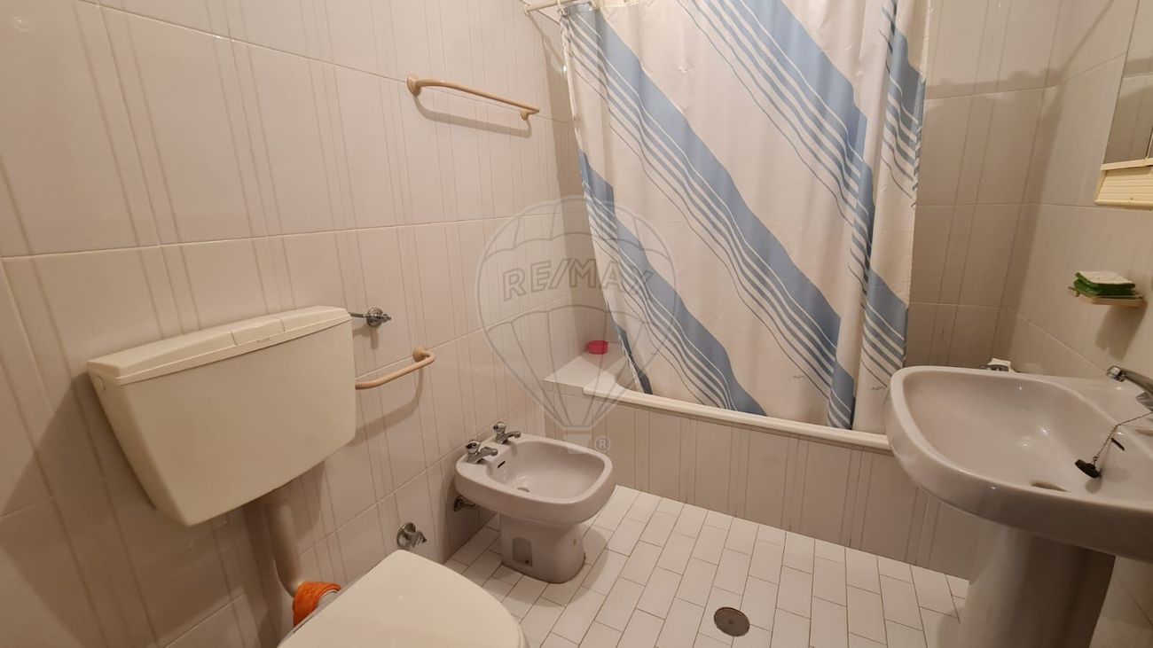listing 122001011-458 picture-0