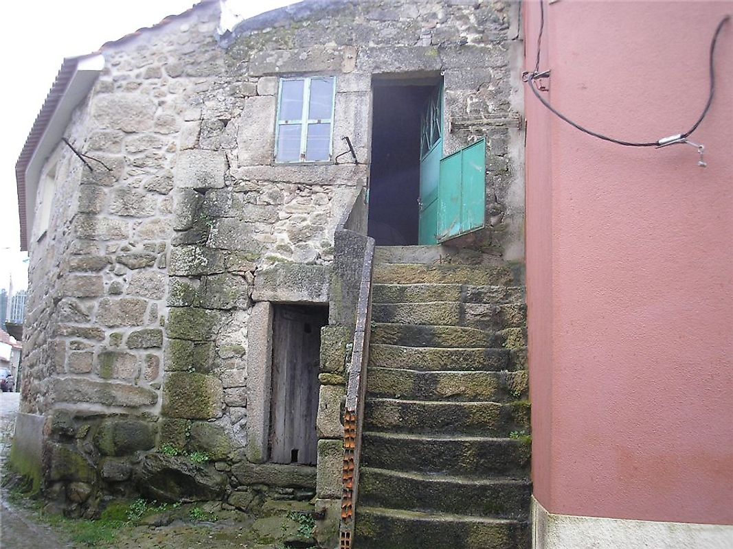 Moradia T1 à venda em Mangualde